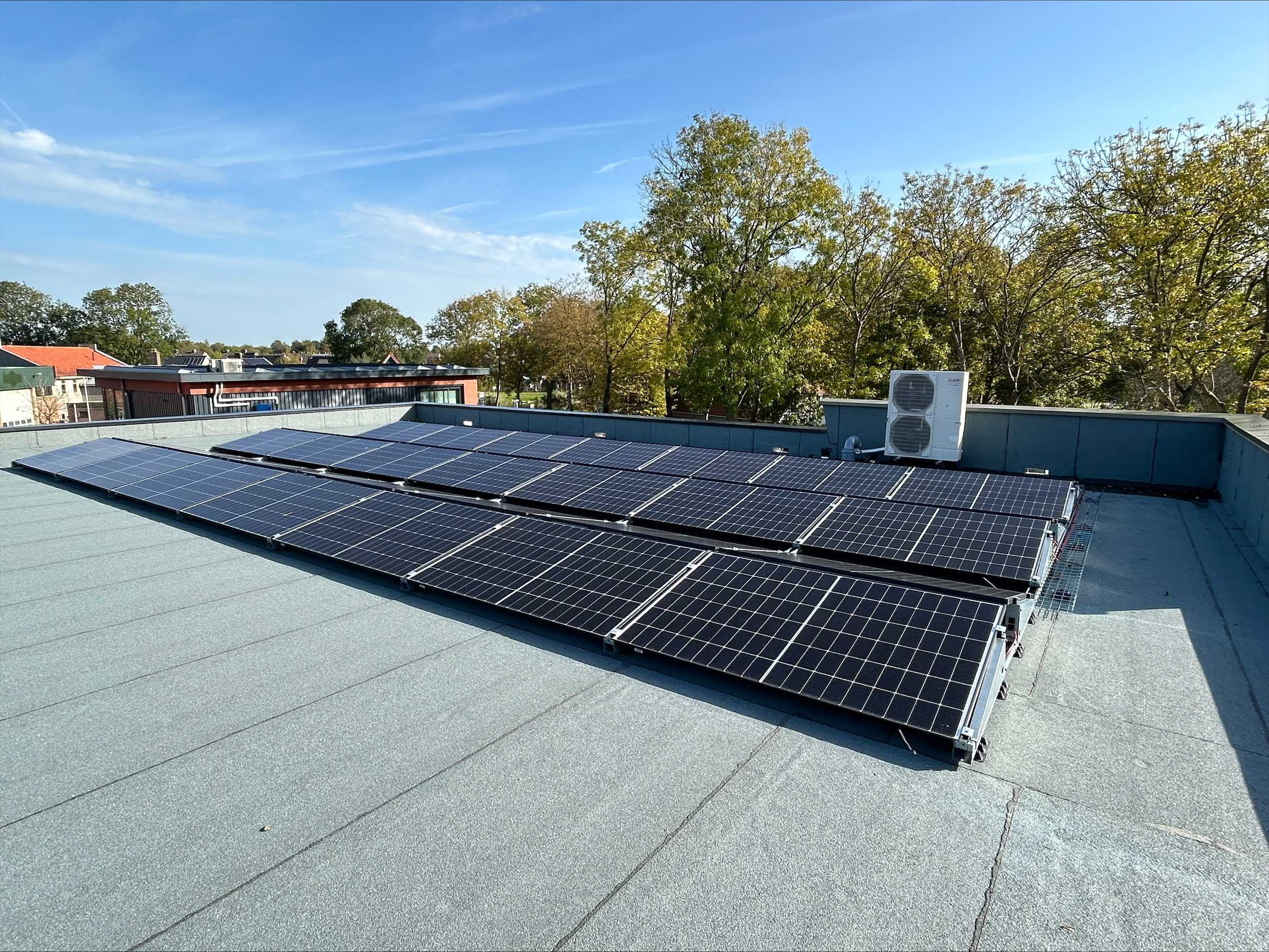 Zonnepanelen op Kringloop Bolsward